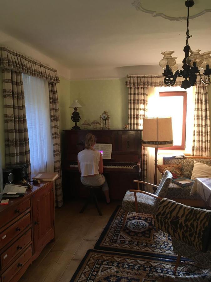 Ferienhaus Messern Экстерьер фото